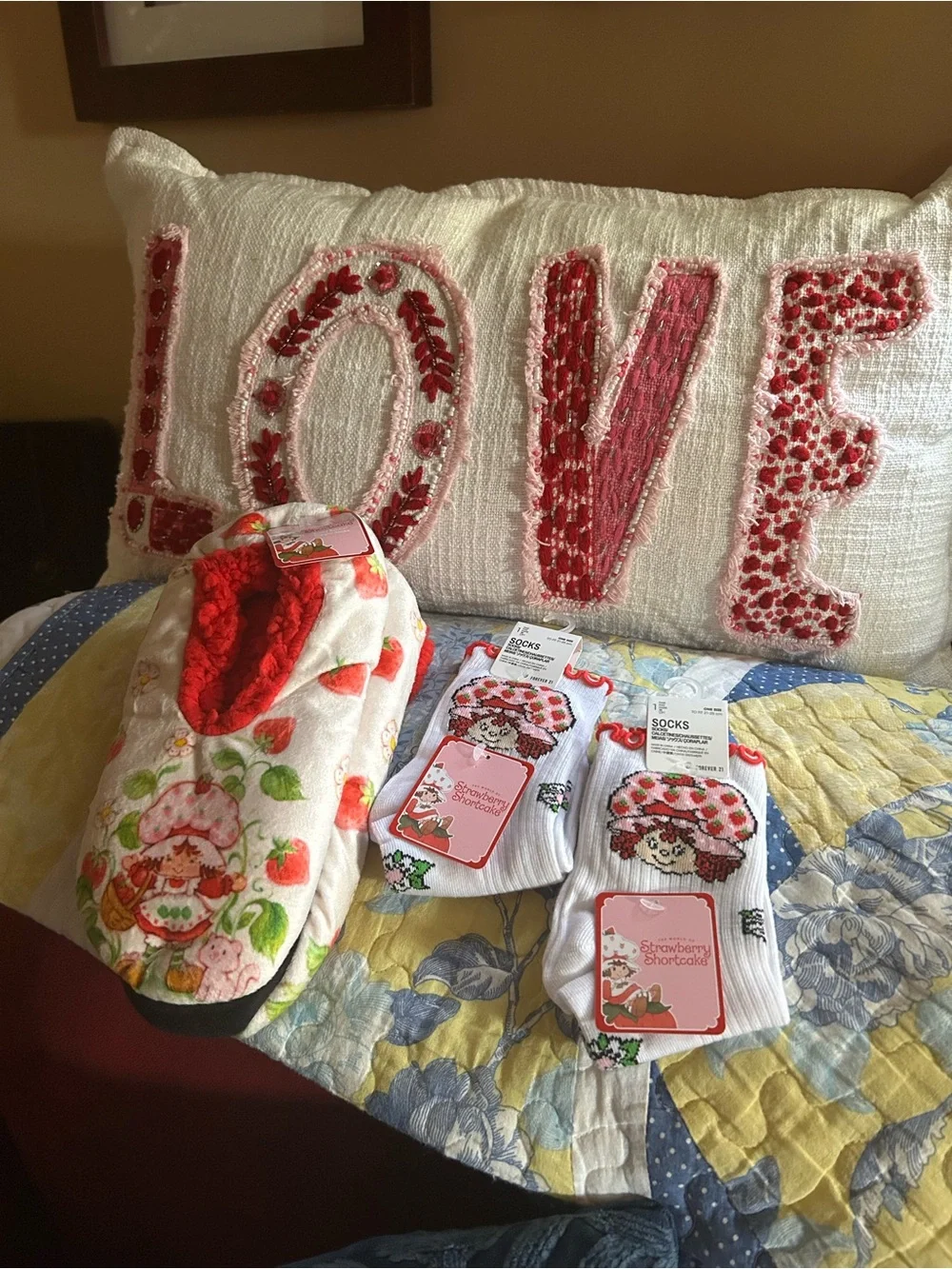 Strawberry Shortcake Red & White Cozy Slippers and Socks Set